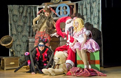 "W pracowni Świętego Mikołaja" - spektakl dla dzieci
