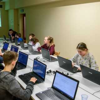 Zaprogramuj własną grę w języku Python – warsztaty dla młodzieży - Fot : Przemysław Sroka
