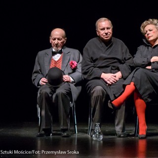 Spektakl "32 omdlenia" Teatr Polonia - Fot : Przemysław Sroka