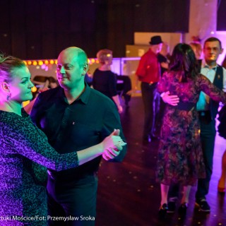 Chodź potańczyć - andrzejkowe Fajfy w Mościcach - Fot. Przemysław Sroka