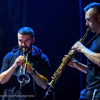 „2 Man Show” - Andrzej Krzywy & Maciej Miecznikowski - koncert - Fot: Przemysław Sroka