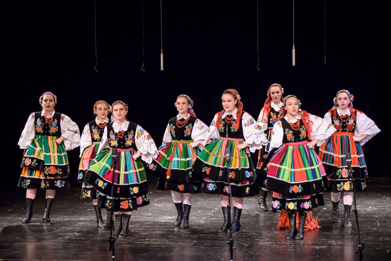 Taneczny korowód - koncert na zakończenie sezonu ZPiT Świerczkowiacy